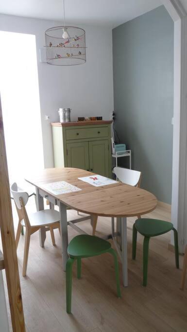 Hébergement de vacances Maison Cosy A 2 Min De La Et Des Commerces